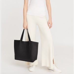 Cuyana classic leather tote